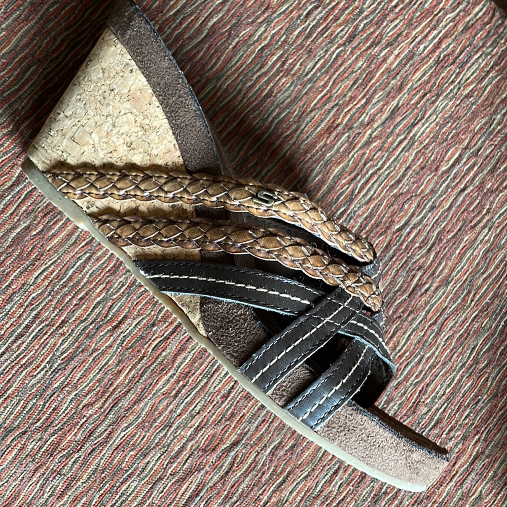 Skechers Women’s Brown Slide On Heeled Sandals. Good Condition. Size 8. - Picture 6 of 13